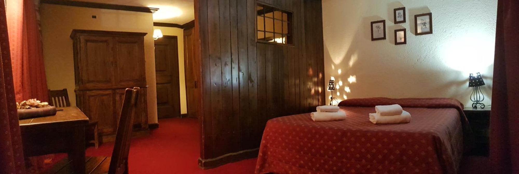 Hotel Tavernier Courmayeur Exterior photo